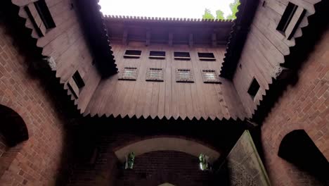 Castillo-Medieval-De-Malbork-En-Polonia