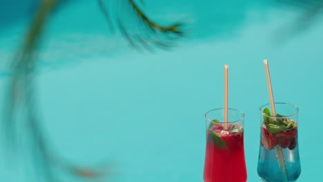 refreshing summer cocktails by the pool