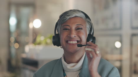 Telemarketing,-Senior-Gesicht