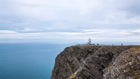 Cabo-Norte-(Nordkapp)-En-El-Norte-De-Noruega.