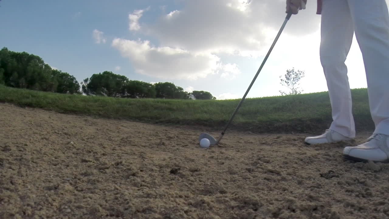 골프를 치는 여자 02