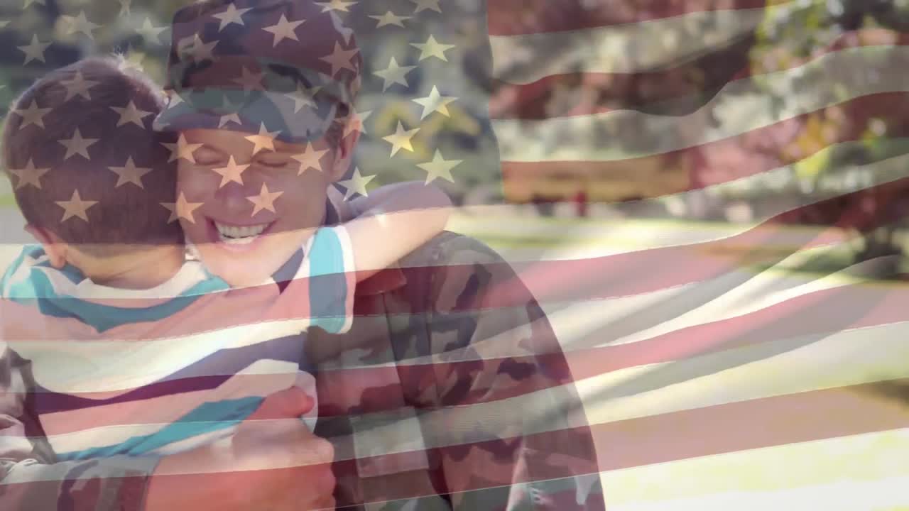 soldado dándole a su hijo un gran abrazo