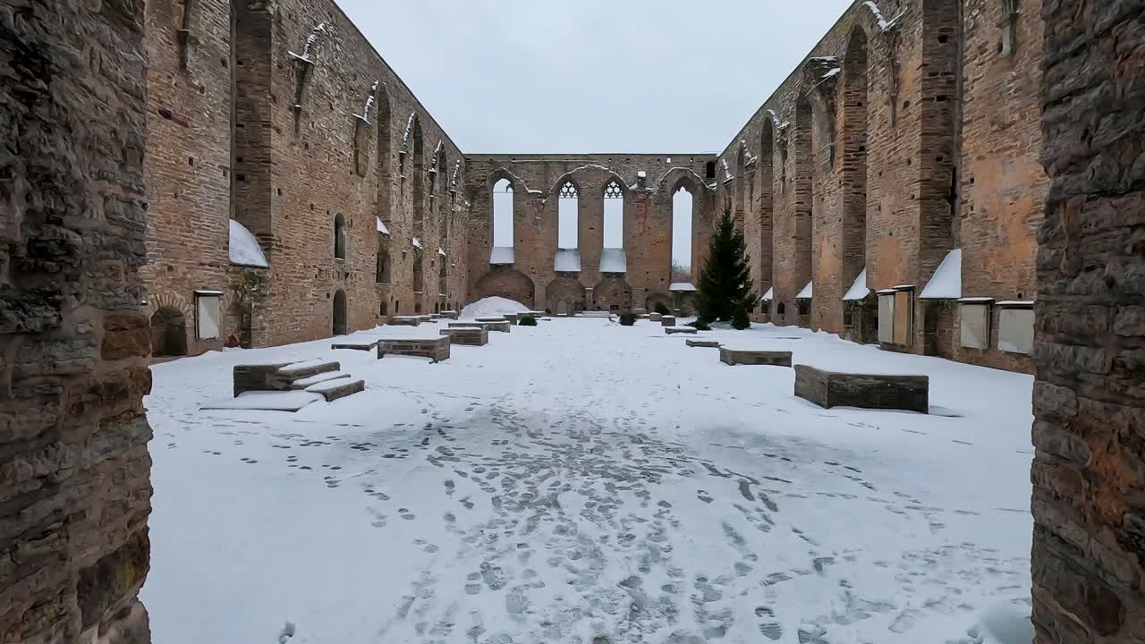 에스토니아의 탈린에 있는 피리타 콘베트 유적