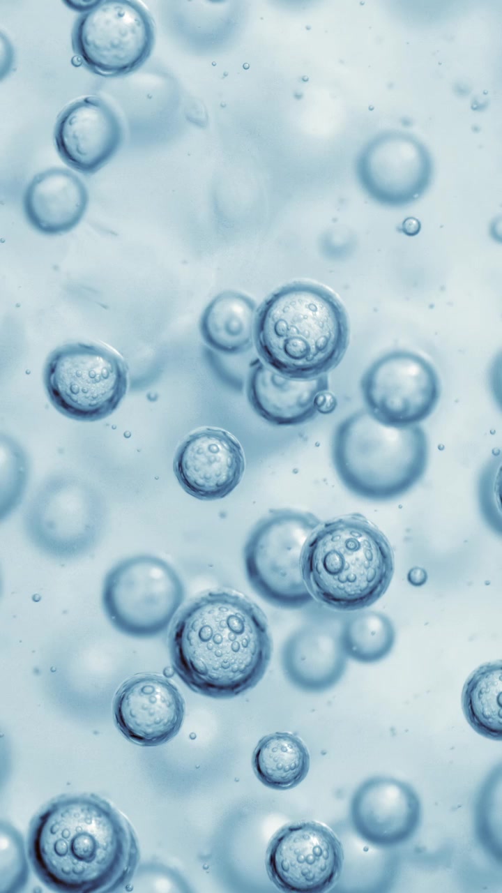 Sfondo astratto di bolle d'acqua blu con sfere d'aria galleggianti