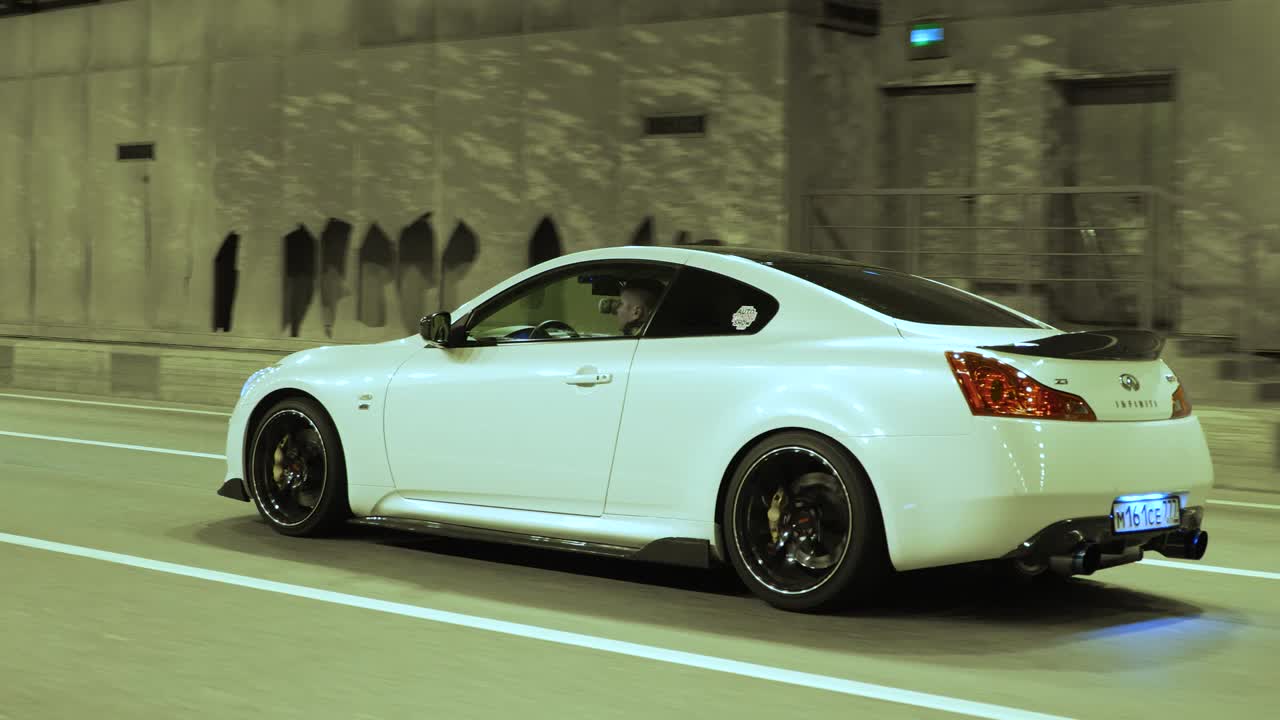 Infiniti G37 in a tunnel