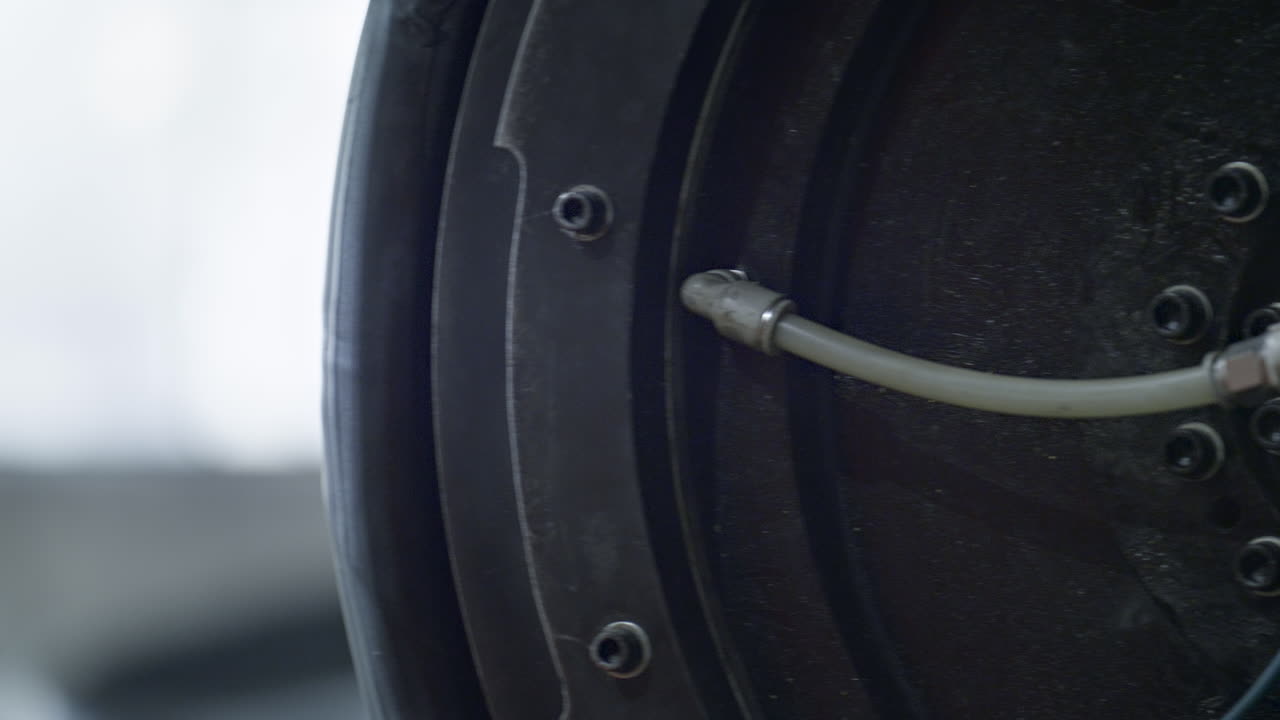 산업용 로 제조에서 타이어 테이프 제조 프로세스