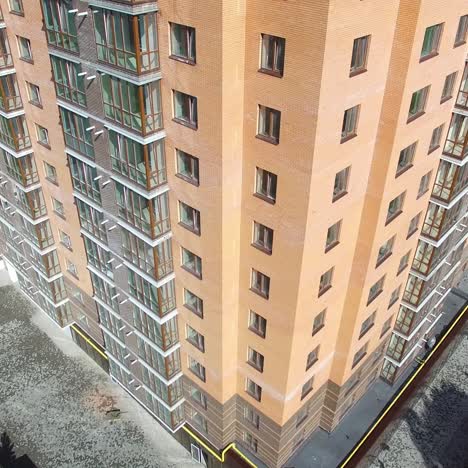 fachada de un edificio de varios pisos