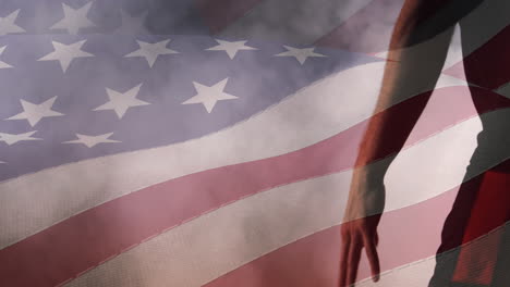 animación de la bandera de los estados unidos de américa sobre un jugador de baloncesto