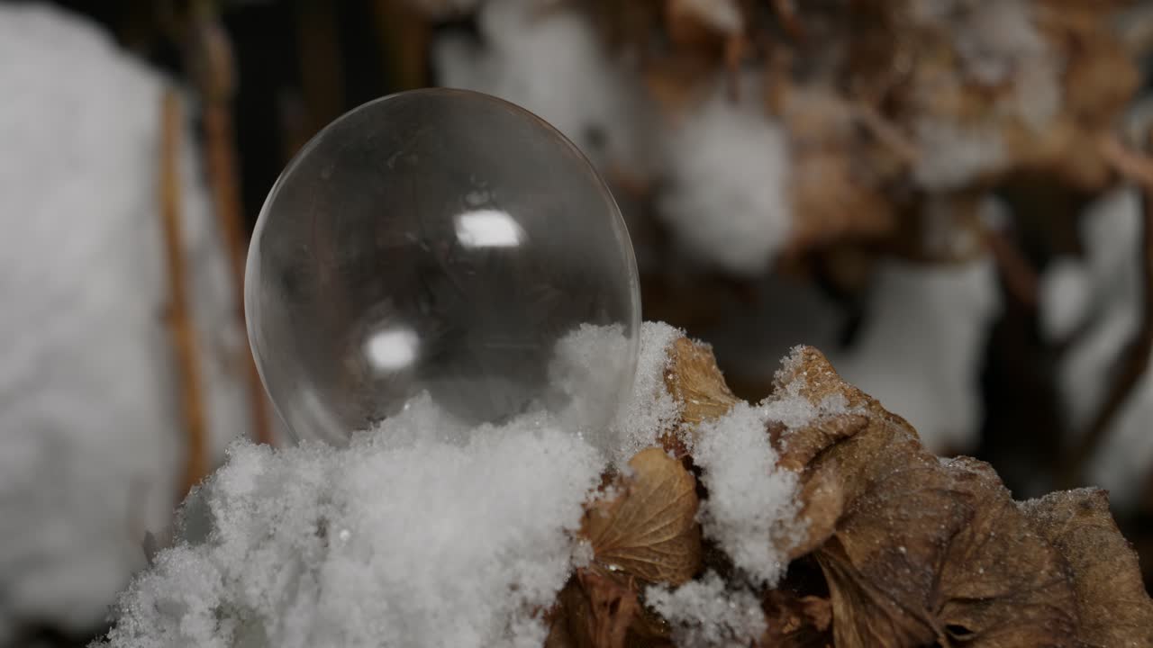 secuencia de lapso de tiempo controlado por movimiento de burbujas heladas
