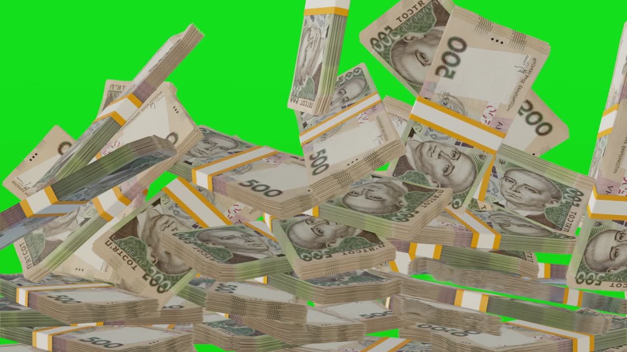 크로마키의 배경에 떨어지는 많은 돈 어리, 500 우크라이나 그리브니아 지폐, 돈 더미.
