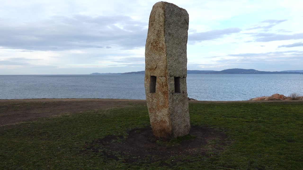 Parco dei menhir a Campo de la Rata. La Coruña, Spagna. Riprese in movimento