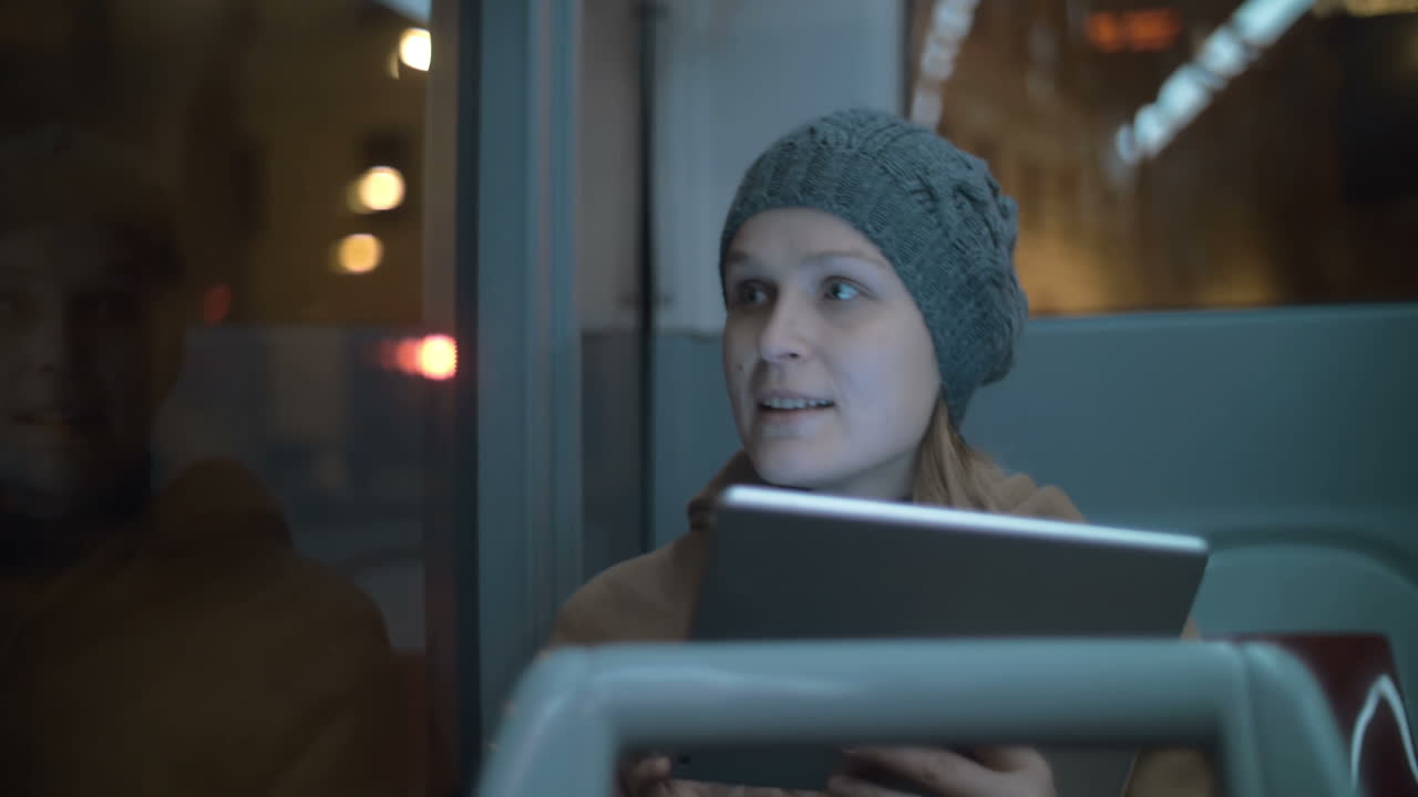 el viaje en autobús no es aburrido con el pad