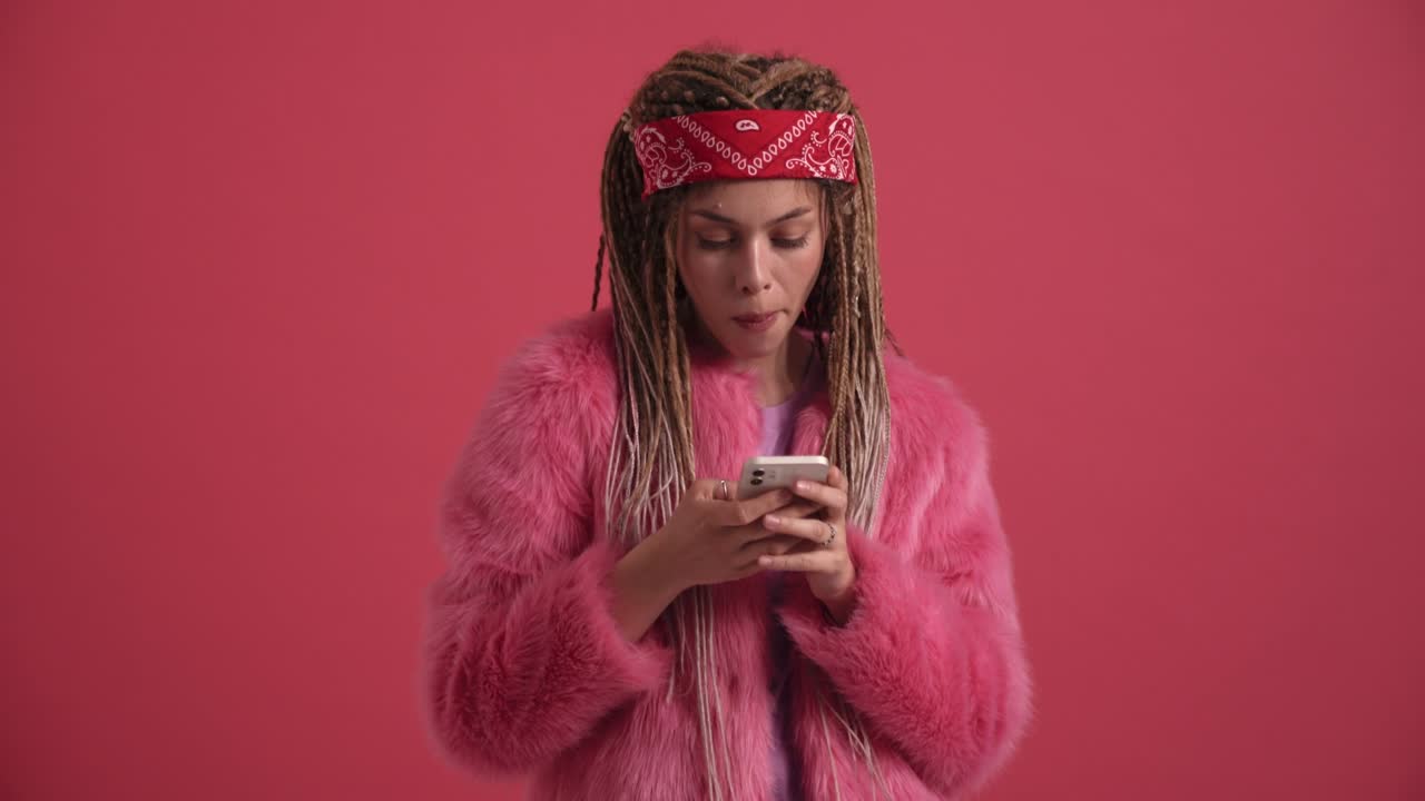 Handsome hippie woman making selfie