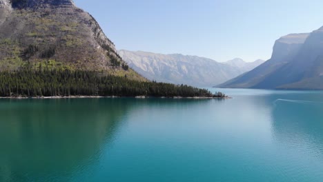 Drone-Footage-on-a-lake