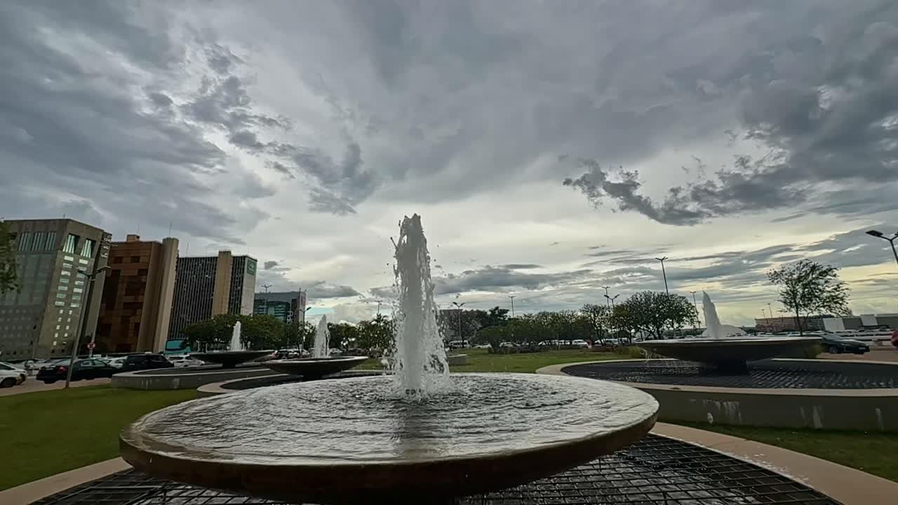 Water fountain, slow motion, Cláudio Santoro National Theater Brasília