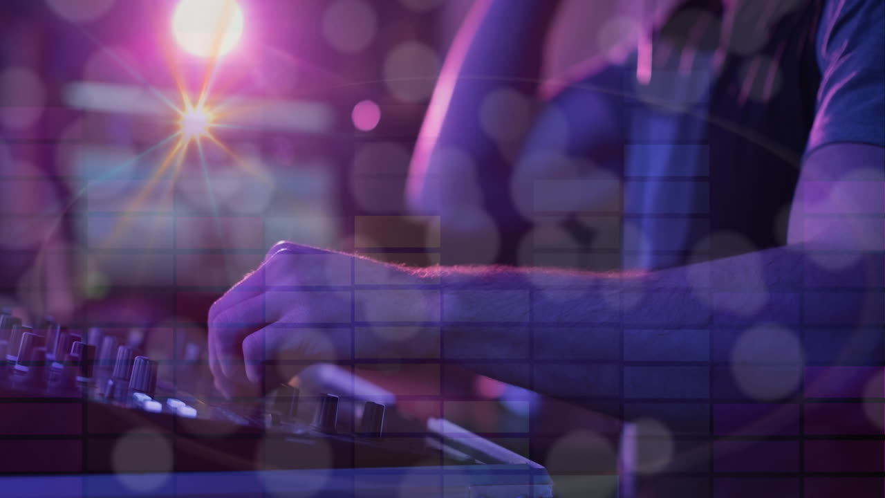 animación de dj femenina en el club