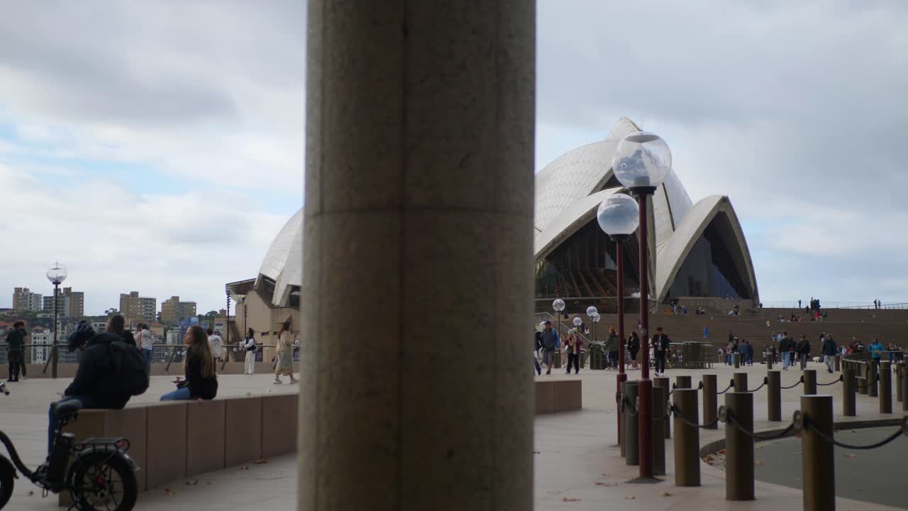 panning shot of a famous building in Australia