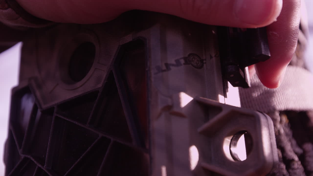 tomas en cámara lenta a alta velocidad de la colocación de cámaras de seguimiento