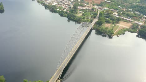 Adomi-Brücke-In-Ghana