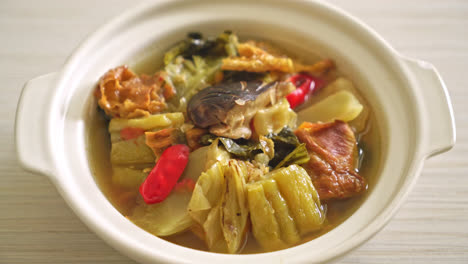 boiled-pickled-cabbage-and-bitter-gourd-soup---Asian-and-vegan-and-vegetarian-food-style