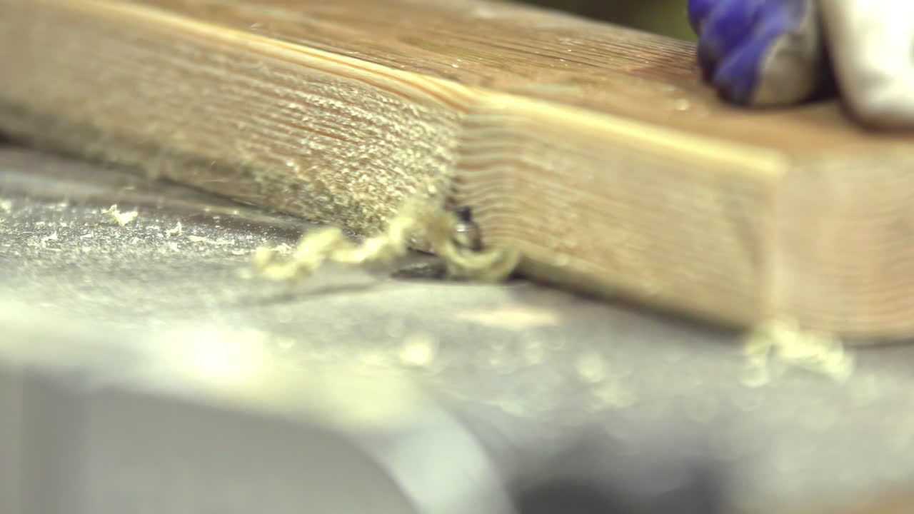 деревянный резчик, ленточный, кинематографический