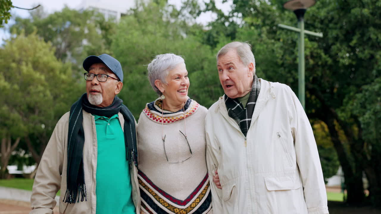 자연, 얘기하고 노인 친구들이  ⁇ 고