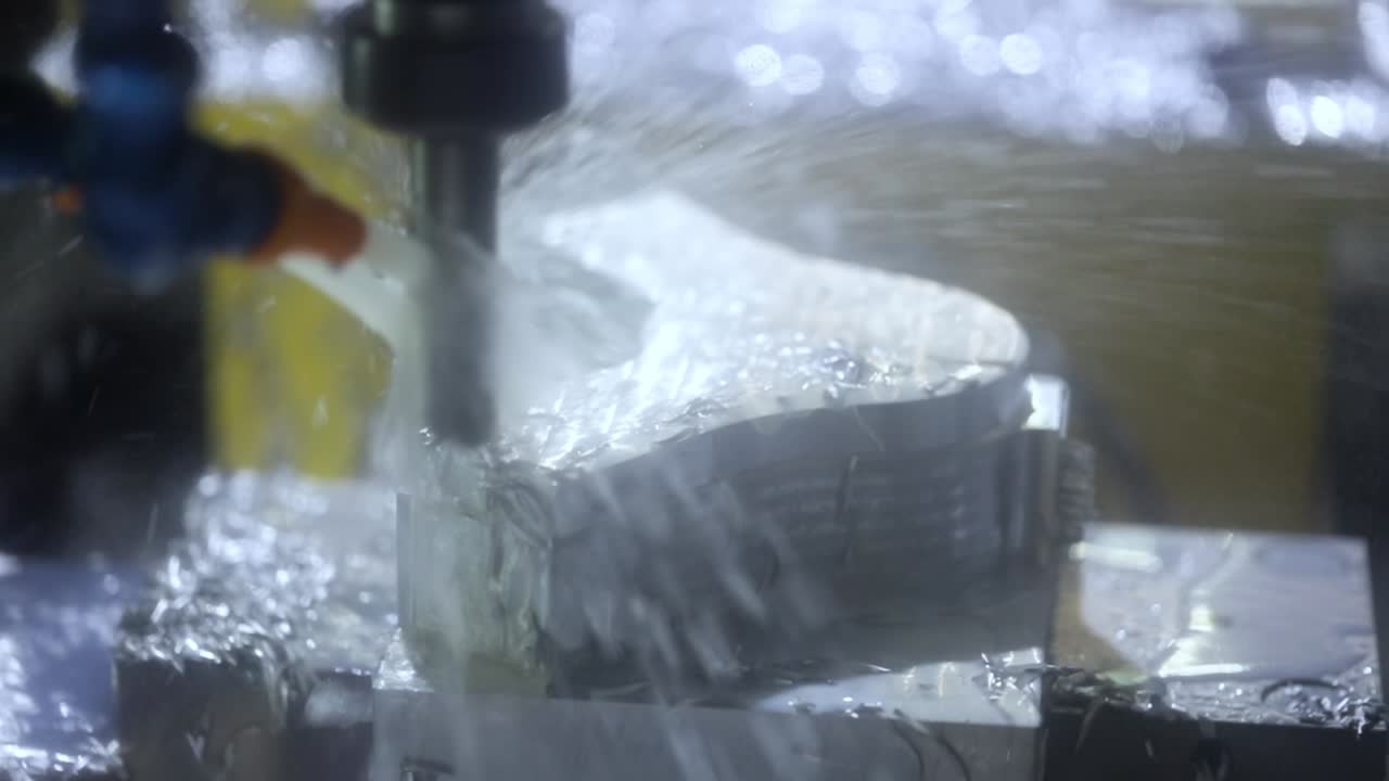 금속 가공 cnc 밀링 머신.