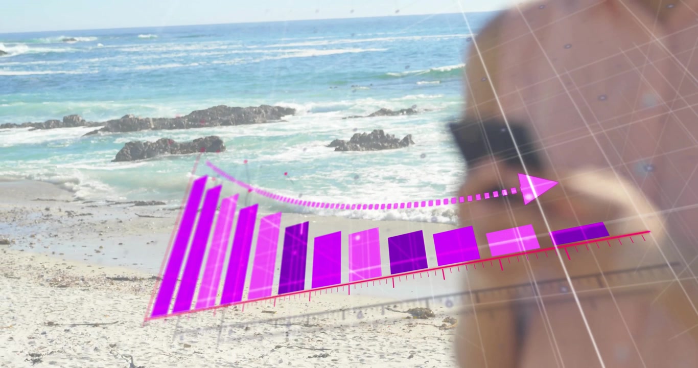 Animazione dell'elaborazione di dati finanziari su una donna caucasica che utilizza uno smartphone