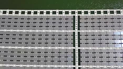 floating solar panel on the pond