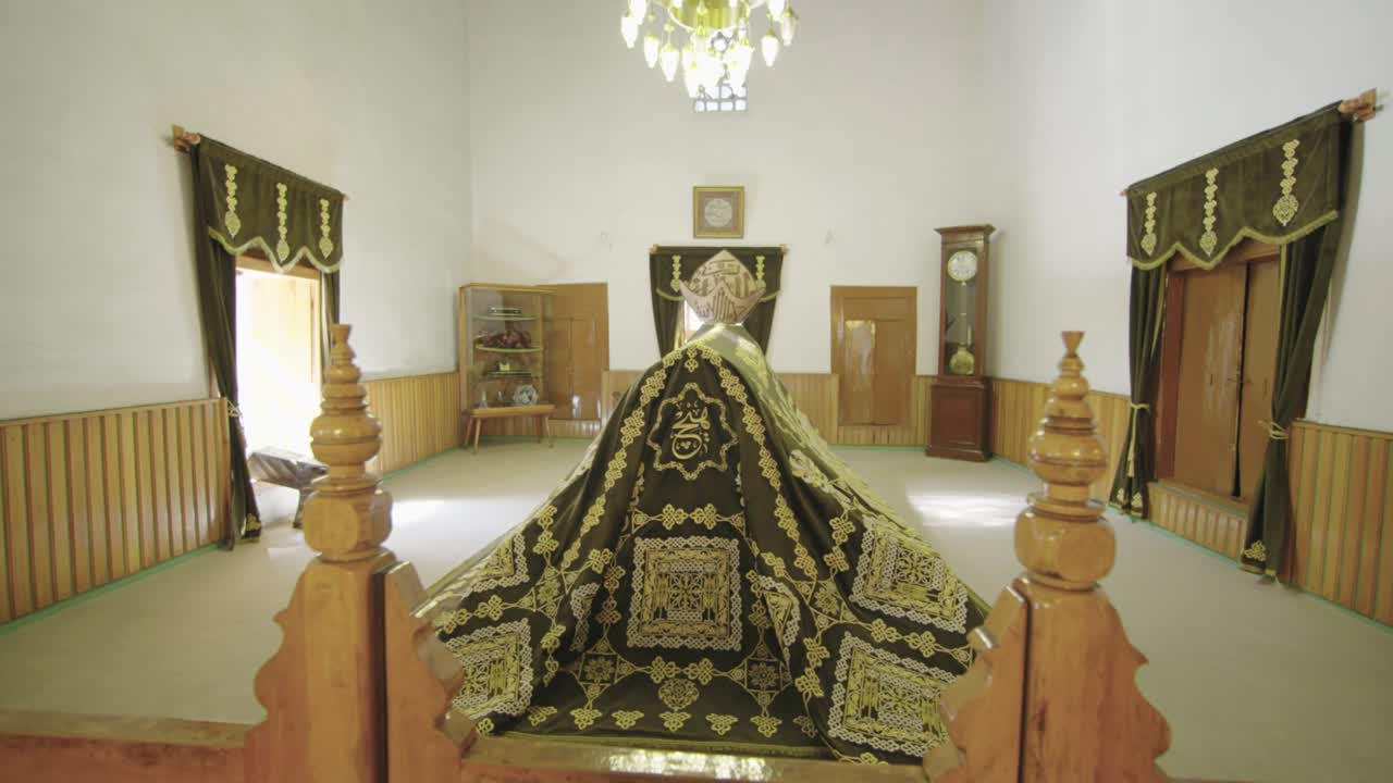 el santuario de semsi tebrizi