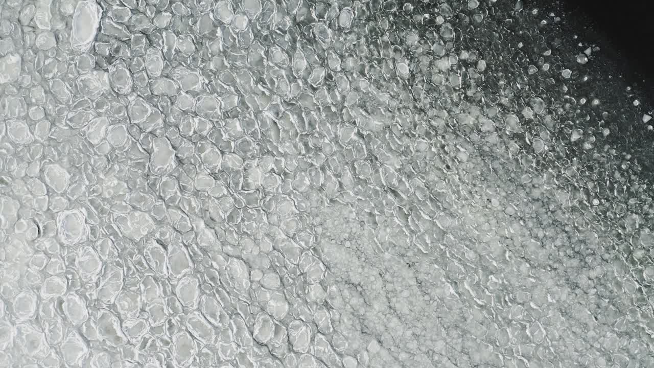 호수 추상 공중 4k에 걸쳐 얼음 형태