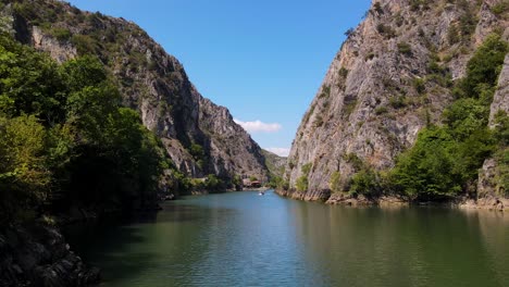 Nordmazedonien-Matka-Canyon-Luftaufnahmen-Von-Drohnen-6.mp4