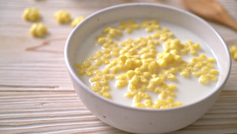 whole grain cereals with fresh milk for breakfast