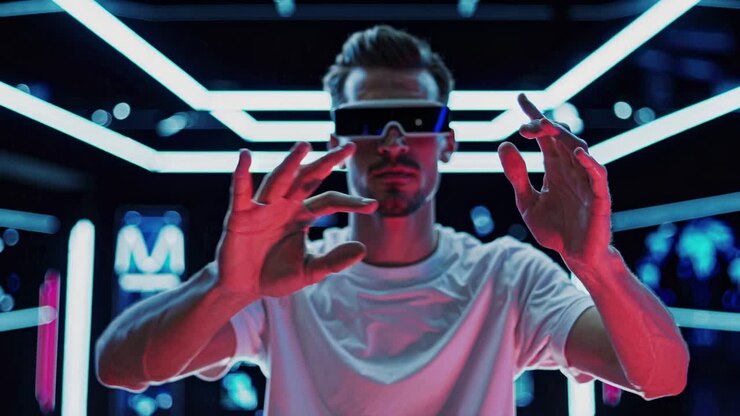 L'uomo che sperimenta la realtà virtuale