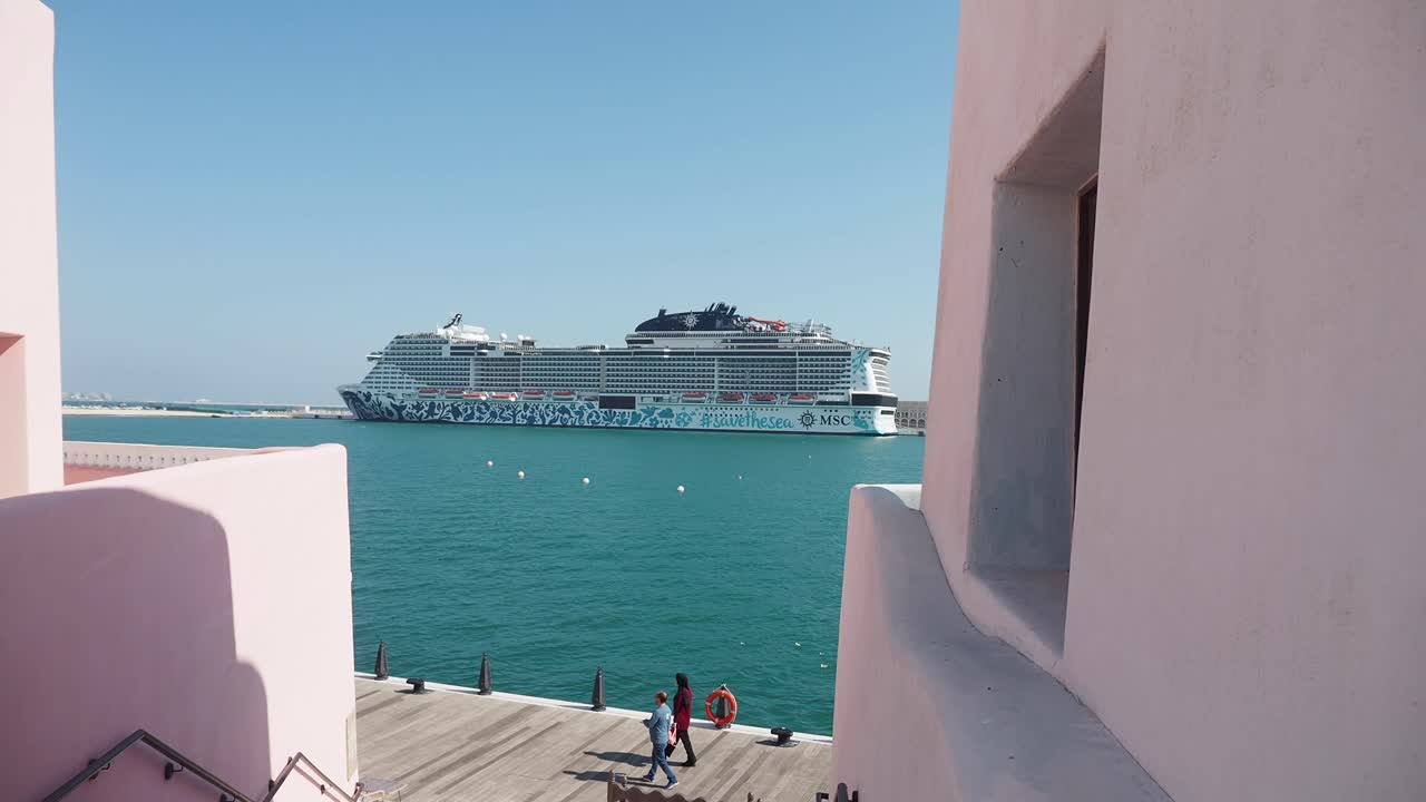 Crucero en el puerto