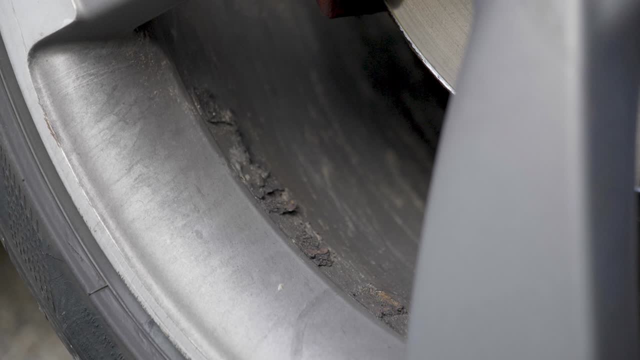 더러운 합금 바 ⁇ 와 남은  ⁇ 어리