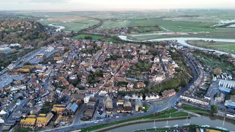 Pintoresca-Ciudad-De-Centeno-En-Sussex,-Inglaterra,-Estableciendo-Toma-Aérea