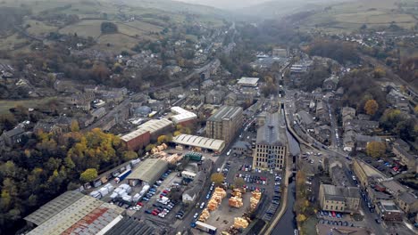 Pueblo-Industrial,-Pueblo-En-El-Corazón-De-Las-Colinas-De-Peniques-De-Yorkshire