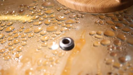 condensation on a glass pot lid