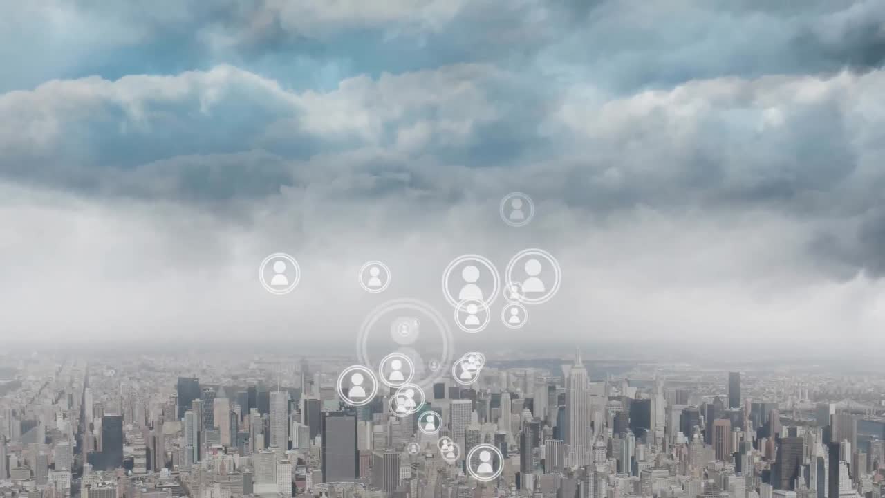 현대적인 도시 풍경과 구름이 가득한 하늘 위에 움직이는 사람들의 아이콘을 곱하는 애니메이션