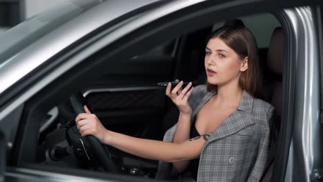 Pretty-young-woman-talking-nicely-on-the-phone