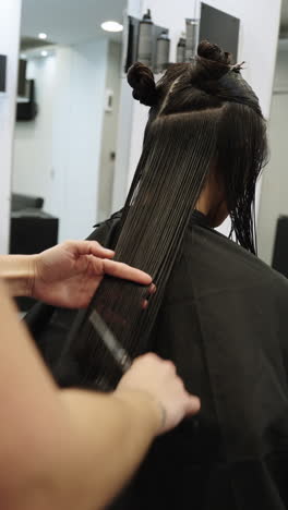 corte de pelo en un salón