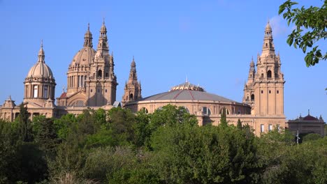 Olympiapark-In-Barcelona-Spanien-1