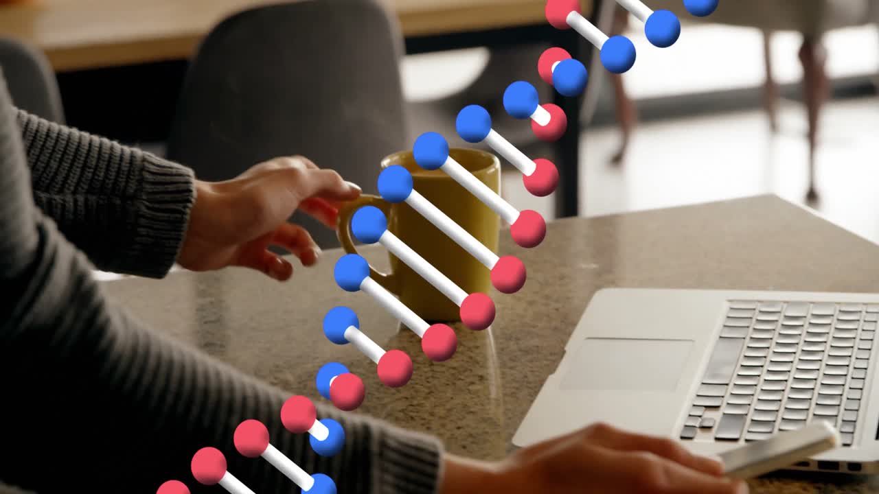 iconos de emoji con una mujer usando un teléfono inteligente en el fondo 4k