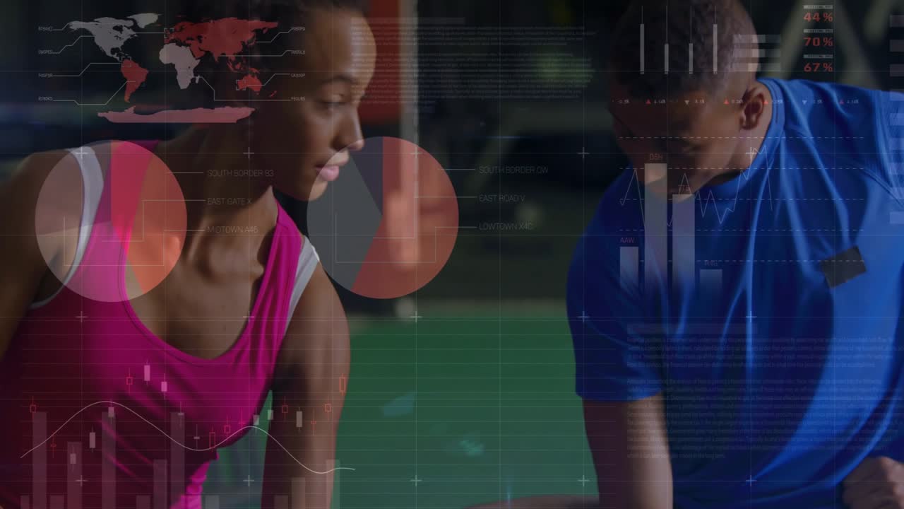 Dois praticantes de exercícios levantando os braços e fazendo rosca com halteres em um banco, enquanto gráficos de fitness atualizam as métricas.