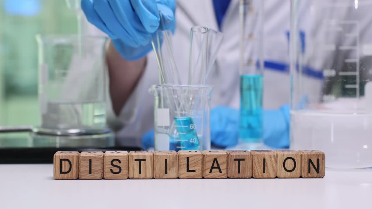 Wooden Blocks Spelling Distillation with Lab Experiment