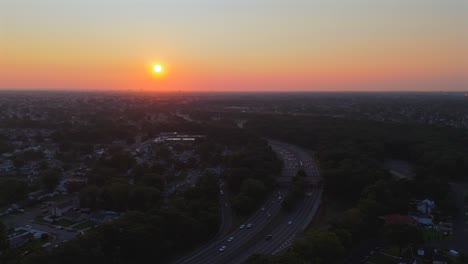 an aerial view of the southern state parkway on long island, ny