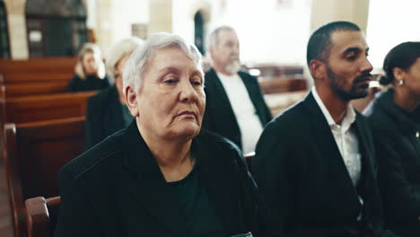 funeral, iglesia y gente para el servicio conmemorativo
