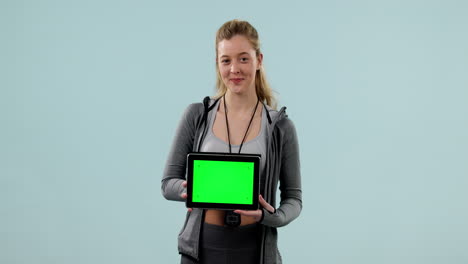 Tablet-green-screen,-studio-fitness