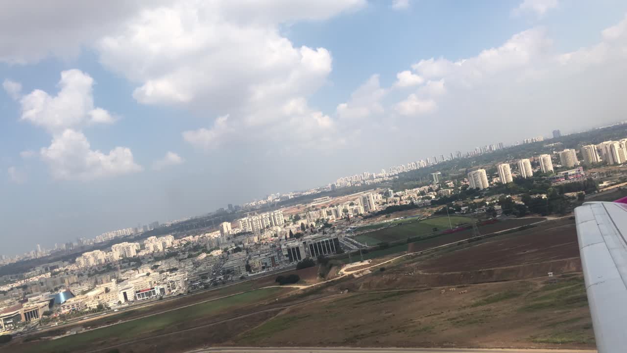 Vista aerea di una città